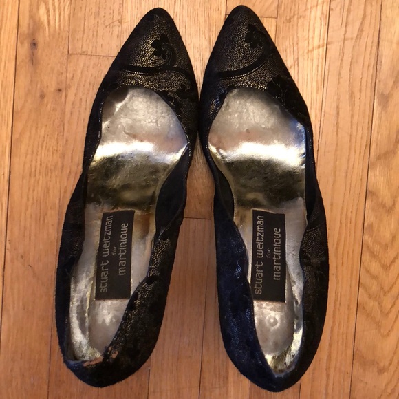 Stuart Weitzman Vintage Black & Gold suede heels - Picture 3 of 6